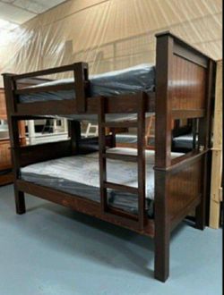 LITERA TWIN TWIN DE MADERA DE PINO CON LOS COLCHONES INCLUIDOS.  VERY STURDY
