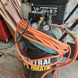 21 Gal Harbor FREIGHT COMPRESSOR