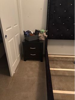 Queen size bedroom set