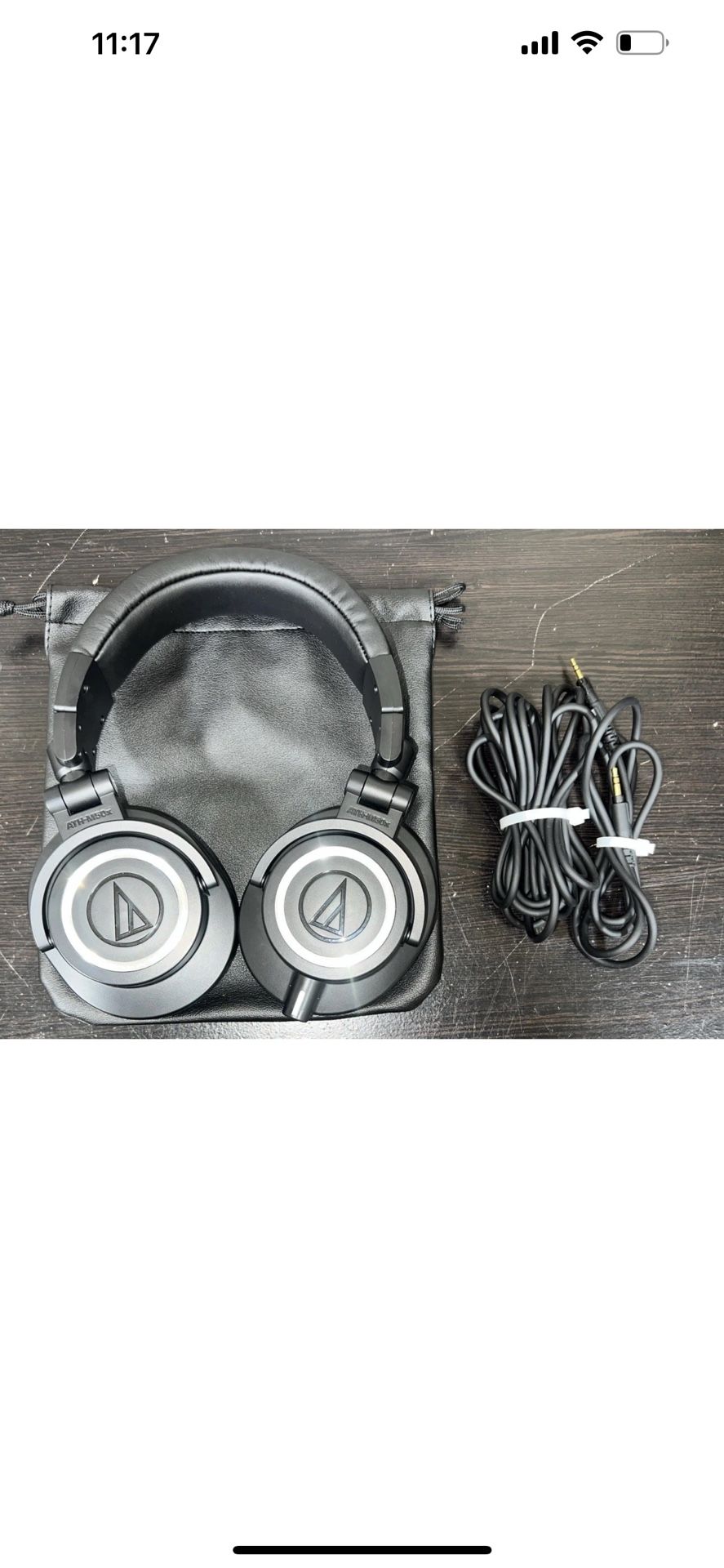 (Great CONDITION) Audio-Technica ATH-M50X Professional On The Ear Headphones