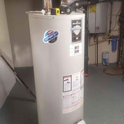 Refurbished 50 gal Gas Water Heater (installation included)