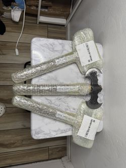 Bat Blade Shaped Axe