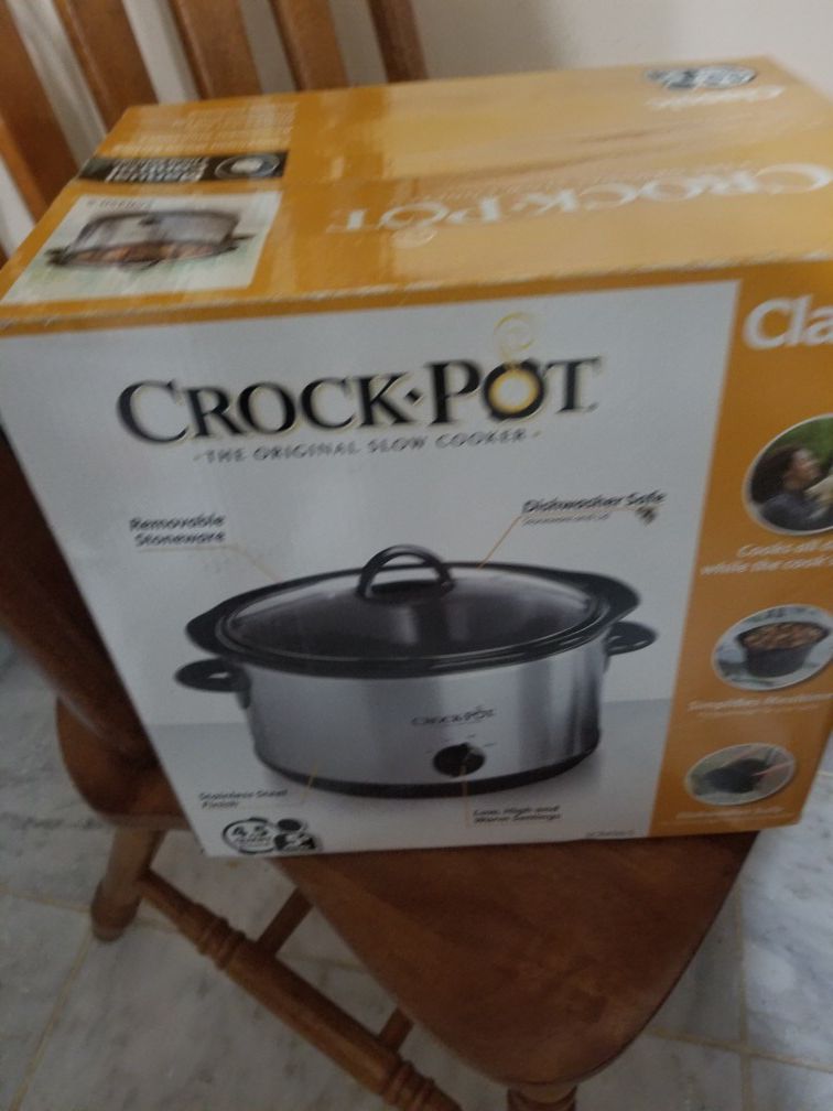 Brand new never opened crockpot