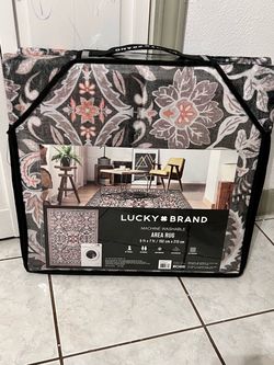 Lucky Brand Machine Washable Rug 5x7ft
