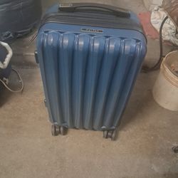 CALPAK SUITCASE
