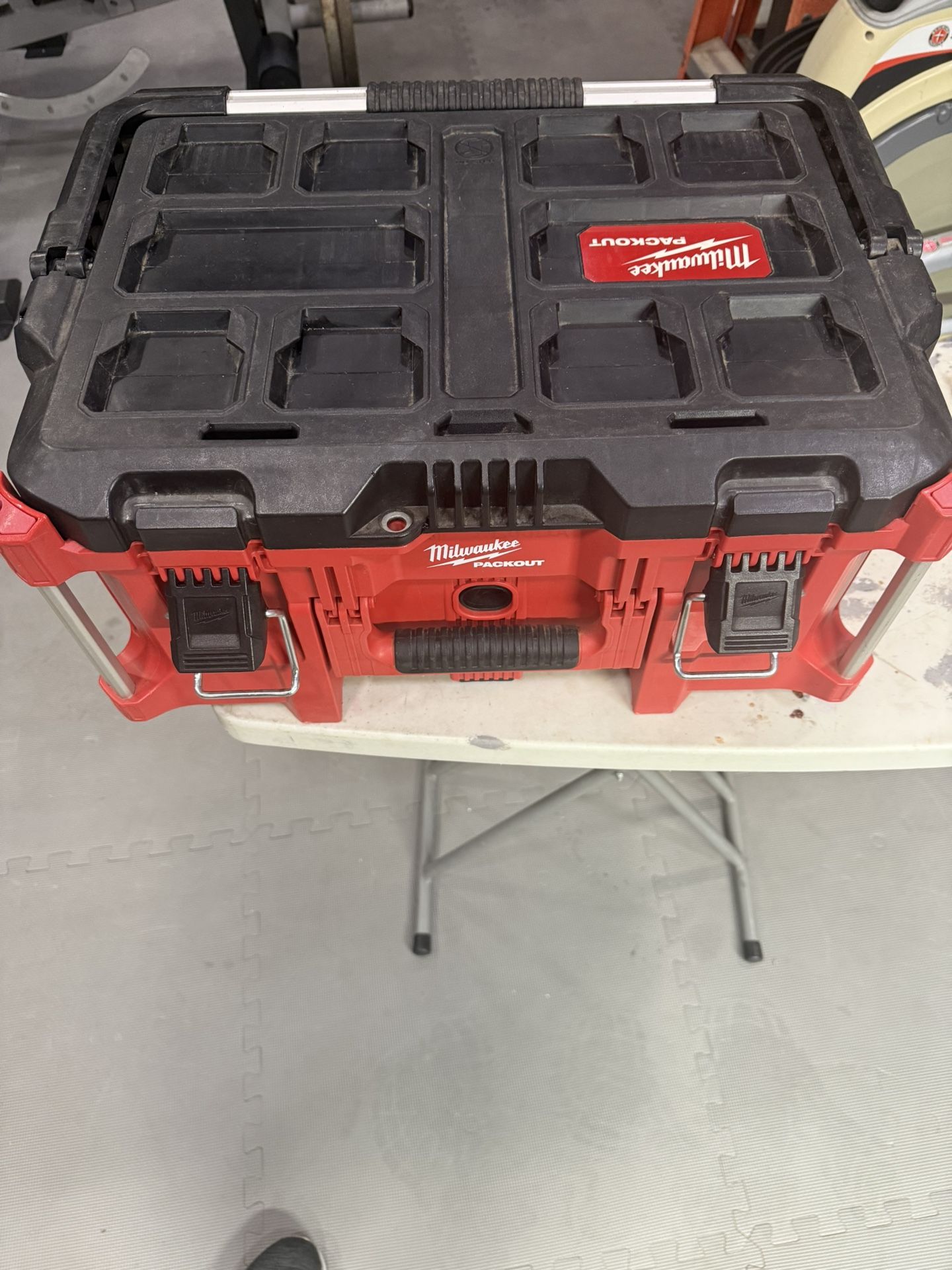 Milwaukee Pack out 22 In. Large Portable Tool Box  