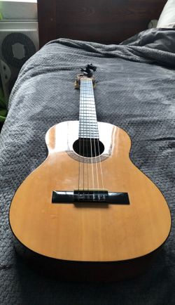 Coronado beginner’s guitar