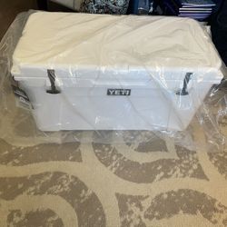 Yeti. Tundra 75. New