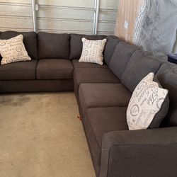BLACK FRIDAY SALE Brand New Ashley Furniture Sectional 