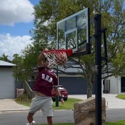 Lifetime 54 inch in ground basketball hoop adjustable basketball court 