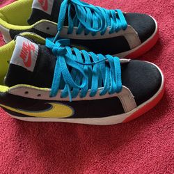Nike SB Ms PacMan Blazers Size 6 Used In Nice Condition 