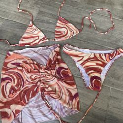 Bikini / bathing suit
