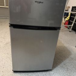 3.1 Cu.ft Whirlpool Mini Refrigerator