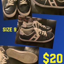 Tommy Hilfinger Women Size 9