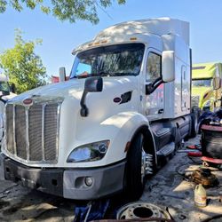 2017 Peterbilt 579