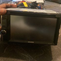 Kenwood Touchscreen