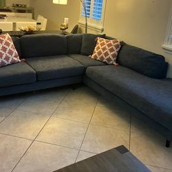 Sectional Sofa 