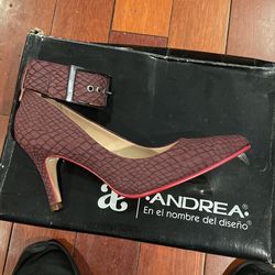 Andrea Zapatos/ High heels