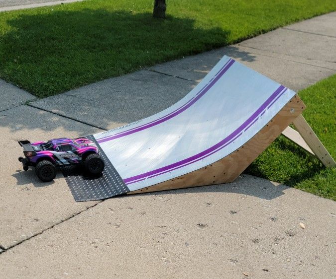 RC Ramp. Custom Ramp for RC trucks and truggies. 36in Wide. Foldable Legs for storage.