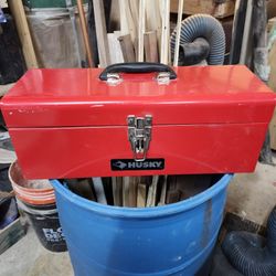 Husky Portable Tool Box 19 Inch