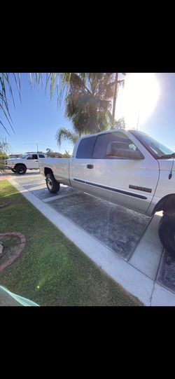 Dodge Ram 2500 Diesel 