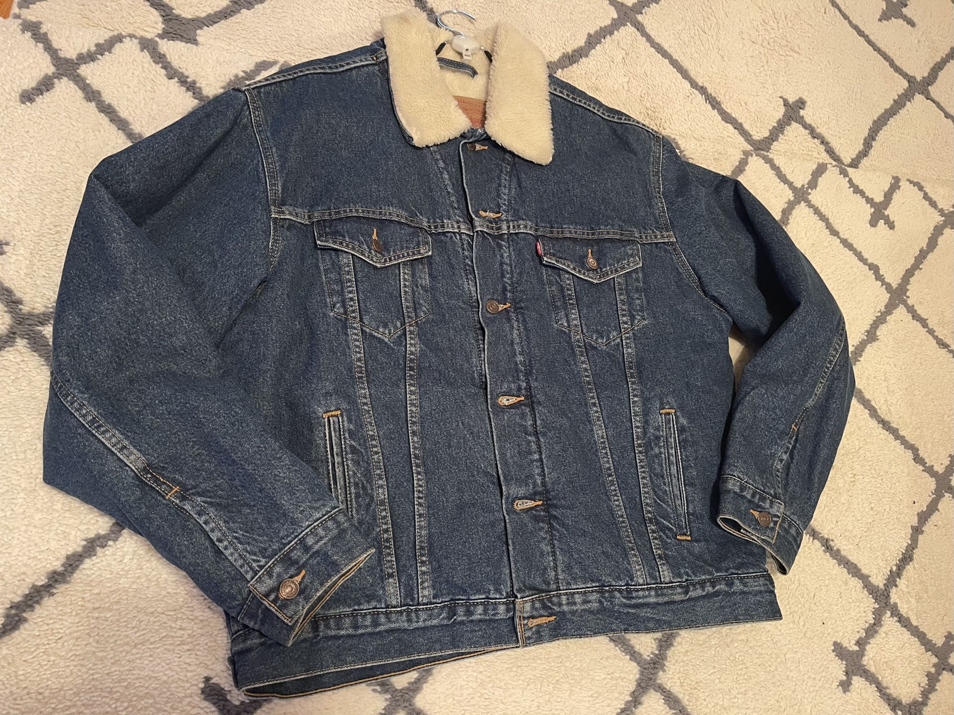 LEVIS JACKETS - (3) VINTAGE LEVIS JACKETS - ALL IN GREAT CONDITION !