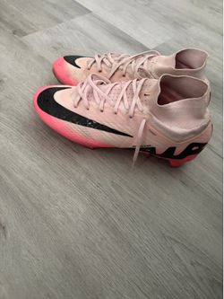 Nike Air zoom soccer cleats