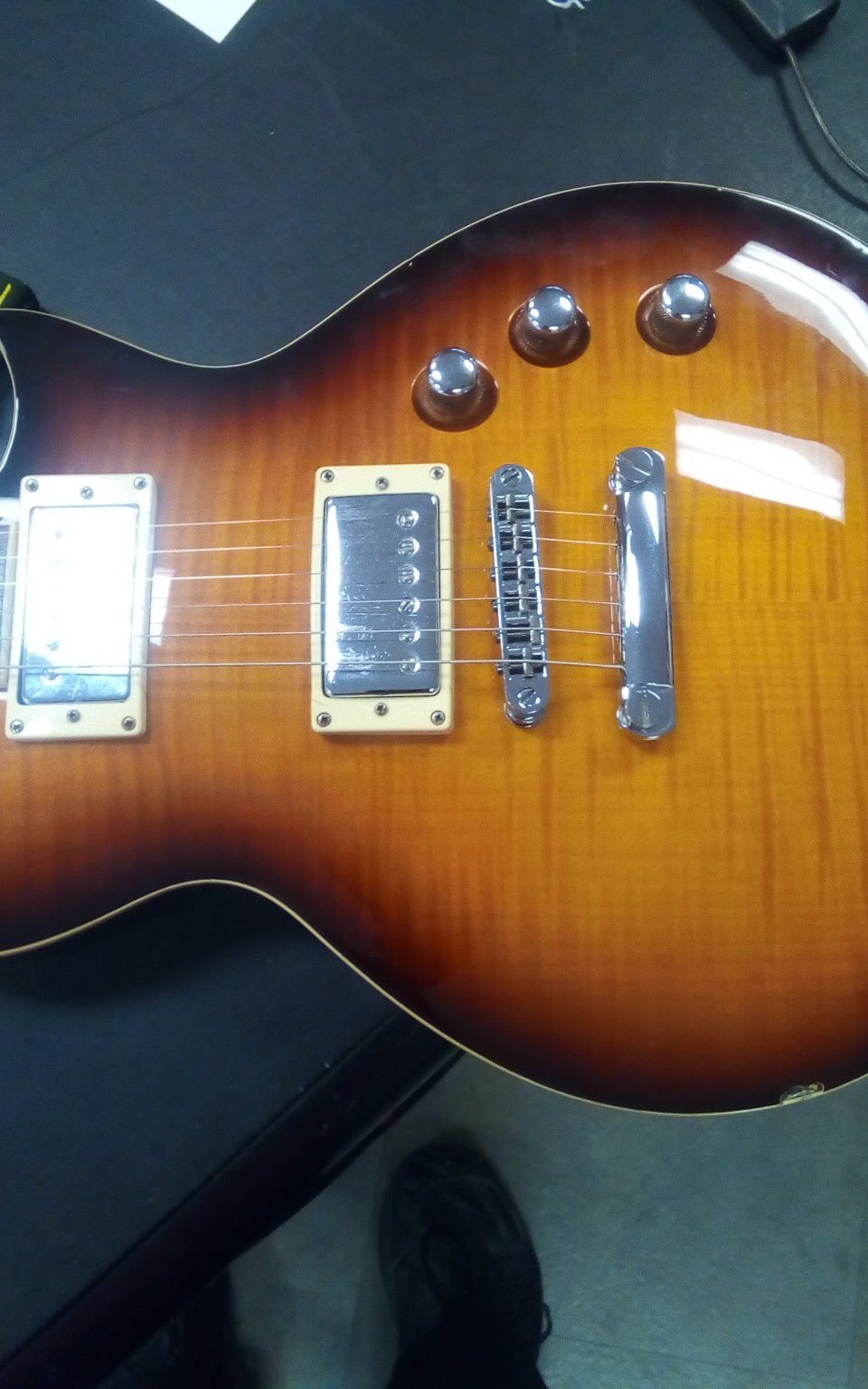 LTD EC-400VF Guitar