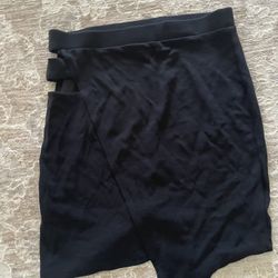 Woman’s Fashion Nova Skirt-Size Large 