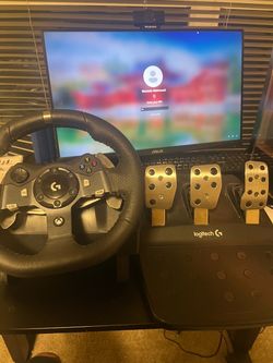 Logitech g29 gaming steering wheel