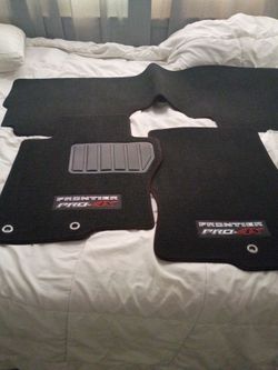 Floor mats Nissan frontier