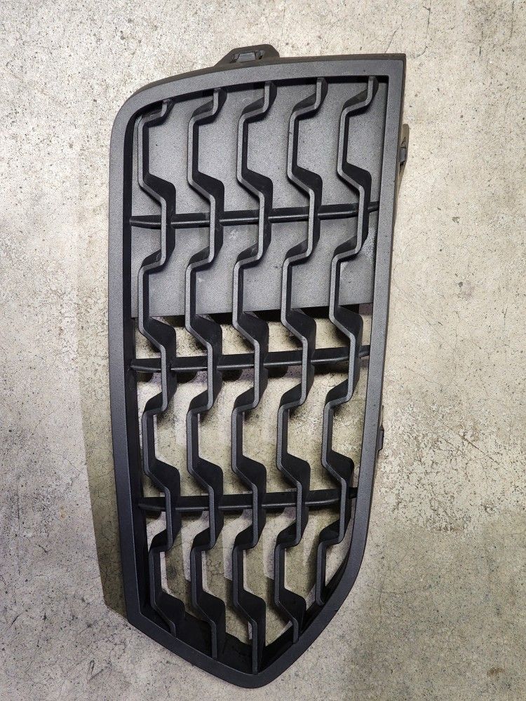 OEM BMW FRONT BUMPER LEFT LOWER GRILL 228I M235I M240I F22