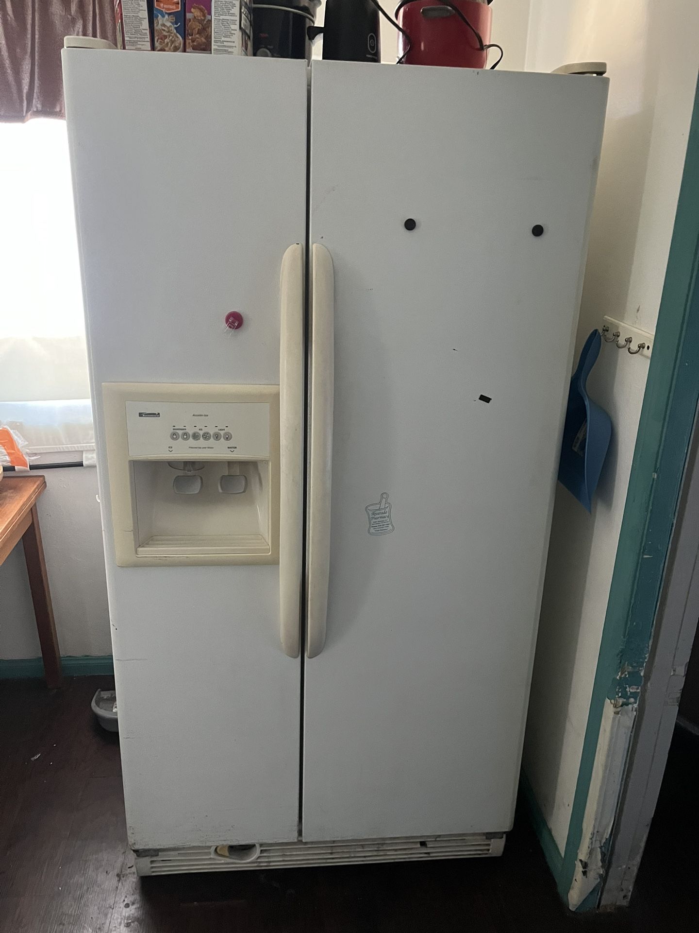 Double Sided refrigerator/freezer