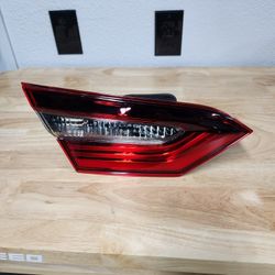 2022 Toyota Camry Trd Left Driver Side Oem Inner Taillight