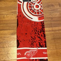 Detroit Red Wings 30” X 60” Beach Towel