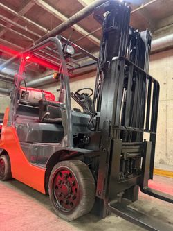 TOYOTA 2020 forklift 5500 lb,3 stage, side shift for sale