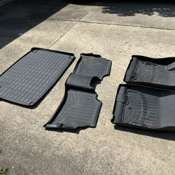2019-2022 Kia Niro EV WeatherTech Mats