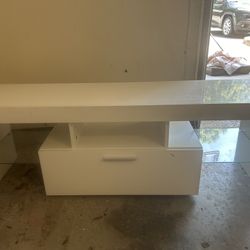 White Console Table With Glass Inserts 