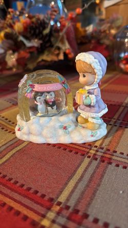 Precious moments “merry Christmas “