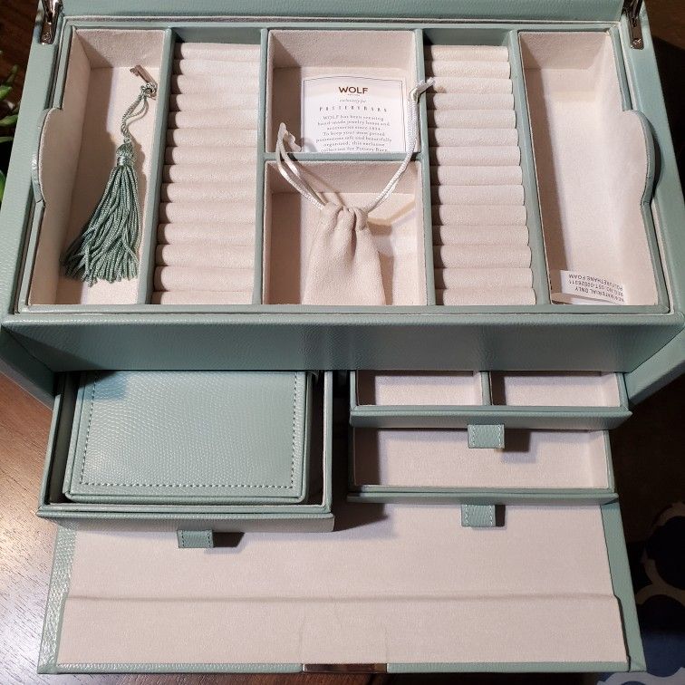 Pottery Barn McKenna Jewelry Box for Sale in Fresno, CA