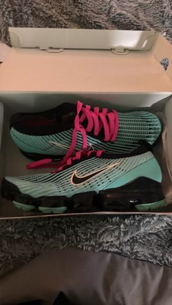 Nike Air VaporMax Sneakers