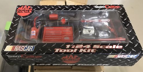 Mac Tools NASCAR team caliber diecast 1:24 scale tool kit #T002319TK