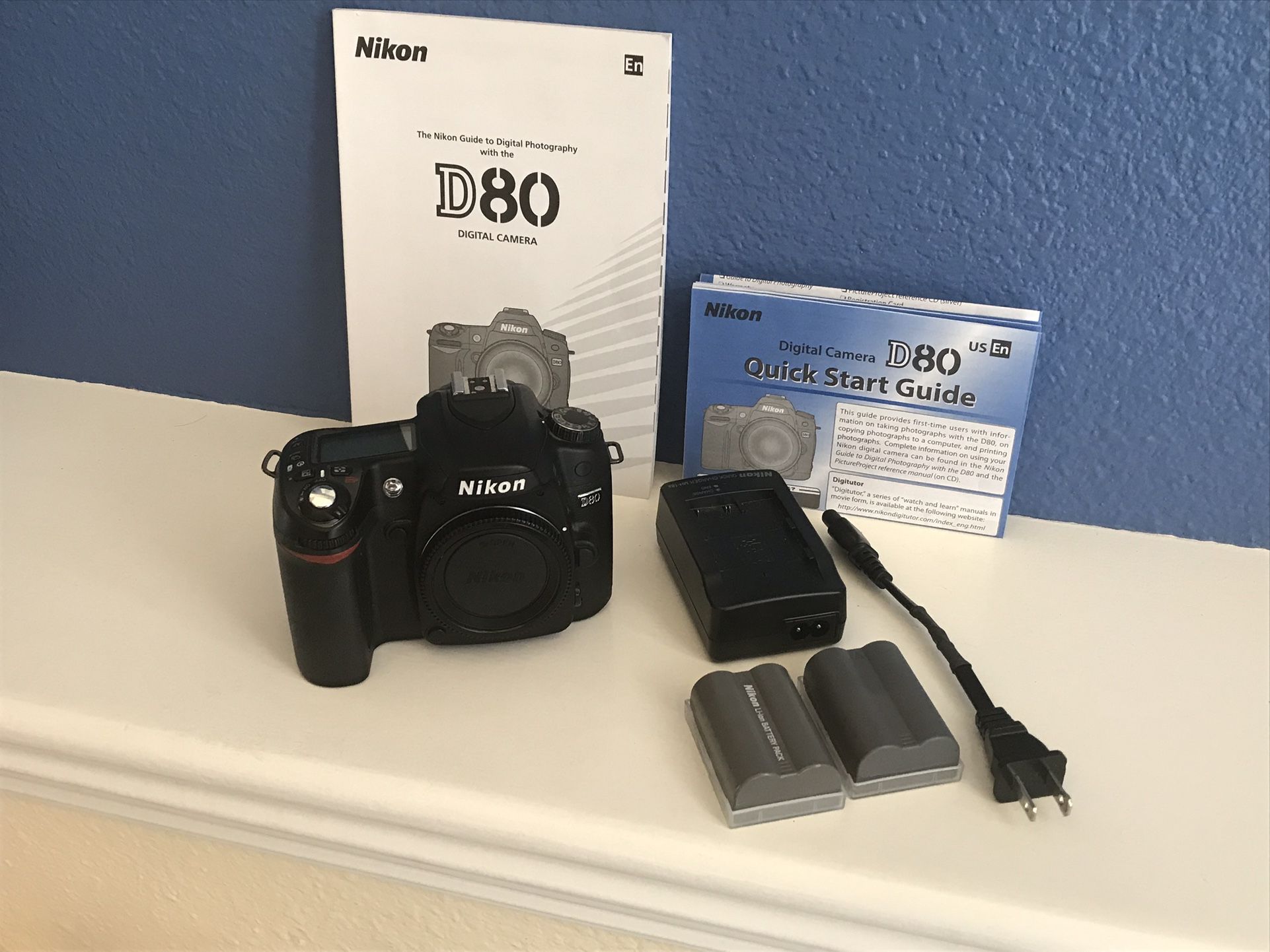 Nikon D80 Camera Body - Mint - 6153 Shutter Count