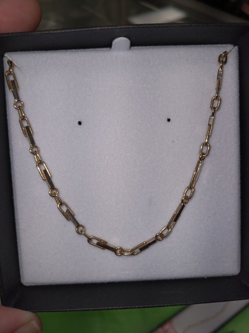 14k Yellow Gold Chain