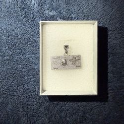 Silver 100 dollar bill pendant (small)