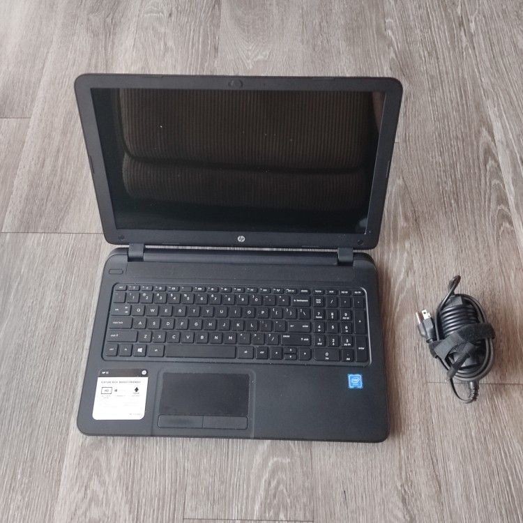 HP Laptop - Great for homework and light gaming!