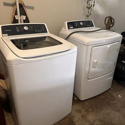 Washer & Dryer Set