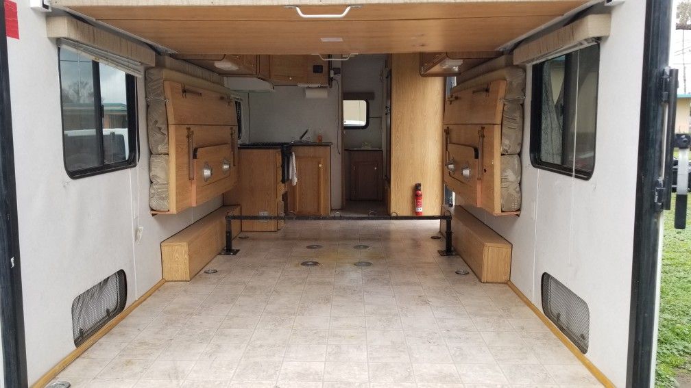 2006 Carson Fun Runner 21ft Toy Hauler