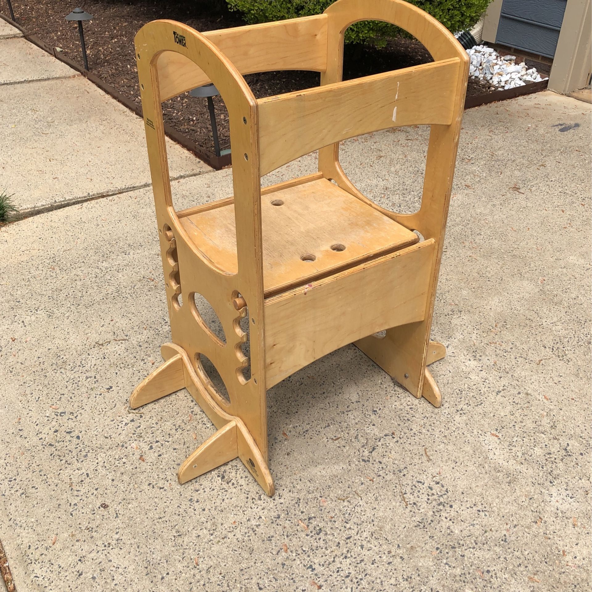 The Learning Tower - Golden Oak - Adjustable Kids Tower