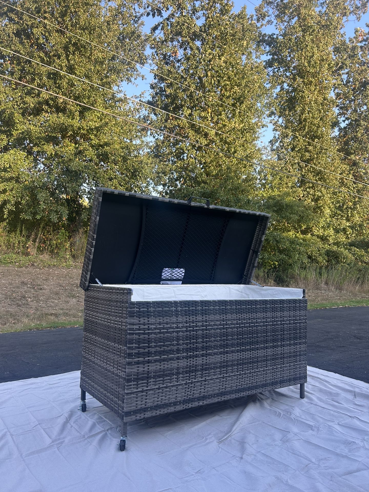 230 GALLON Wicker Deck Box